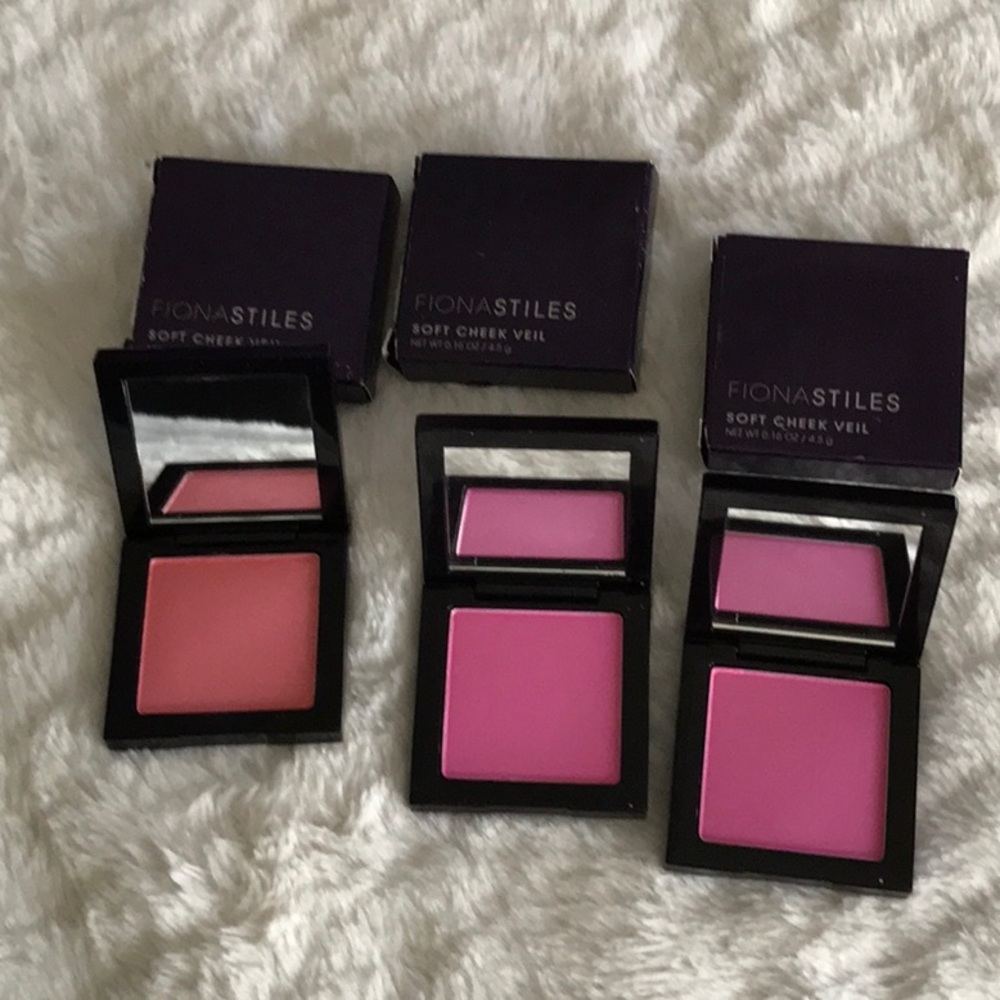 NIB Fiona Stiles Soft Cheek Veils (3)